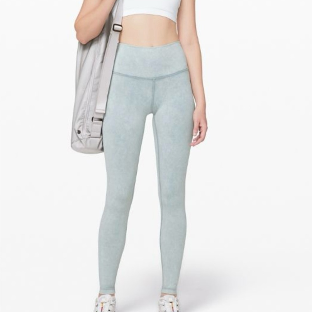 Lululemon - Wunder Under Hi-Rise Legging 28” *Full on Luxtreme.